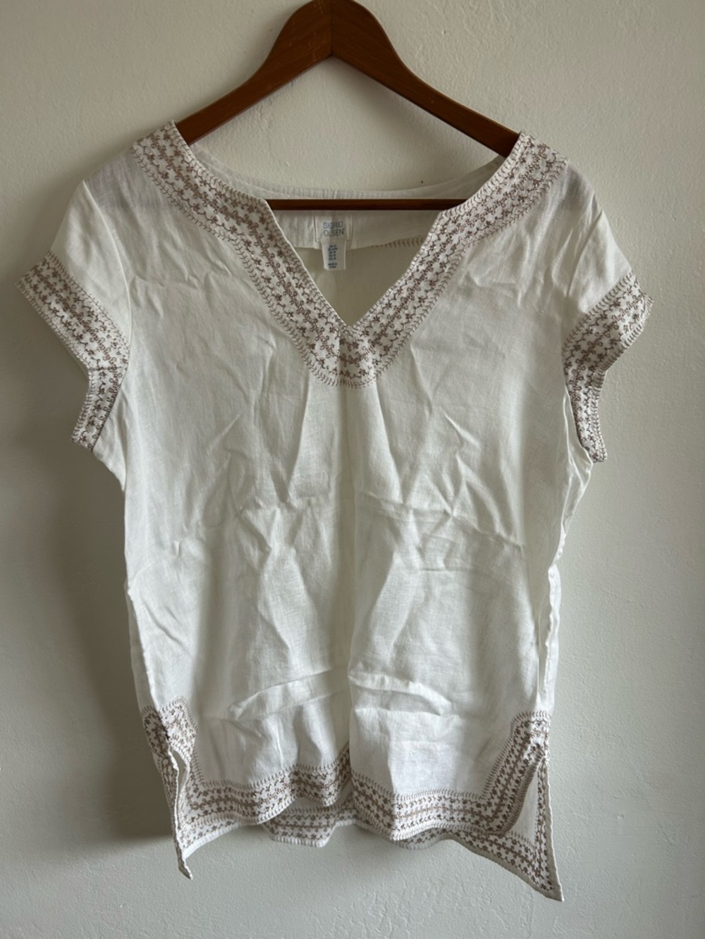 Sigrid Olsen White Tunic with Tan Embroidered Trim